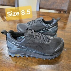 Mens Altra olympus 4 Shoes Size 8.5
